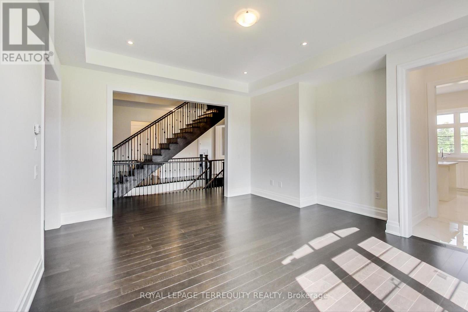 184 Mcmichael Avenue, Vaughan, Ontario  L4H 4V9 - Photo 9 - N12250896