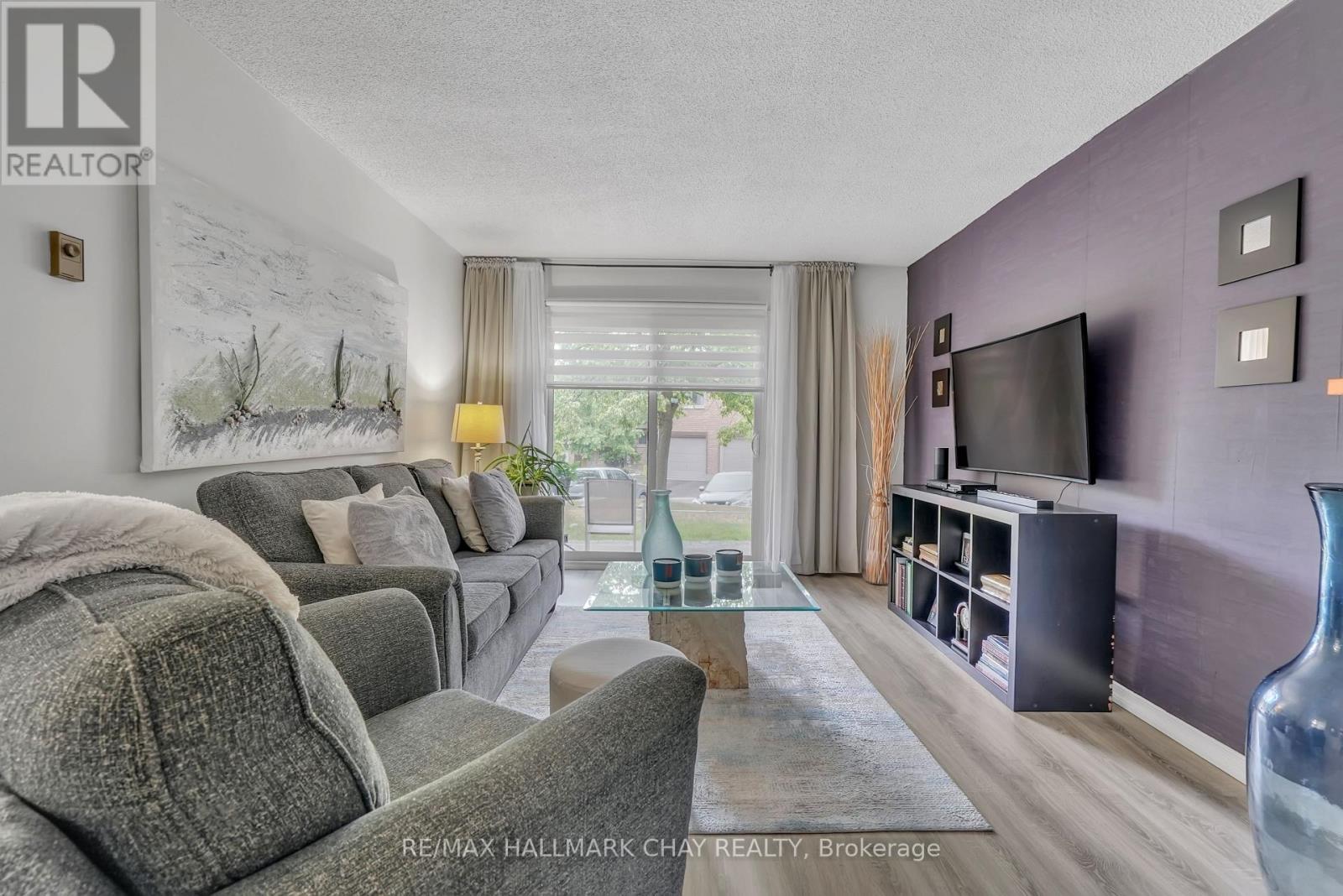 106 - 1 Quail Crescent, Barrie (Ardagh), Ontario  L4N 6W9 - Photo 10 - S12250850