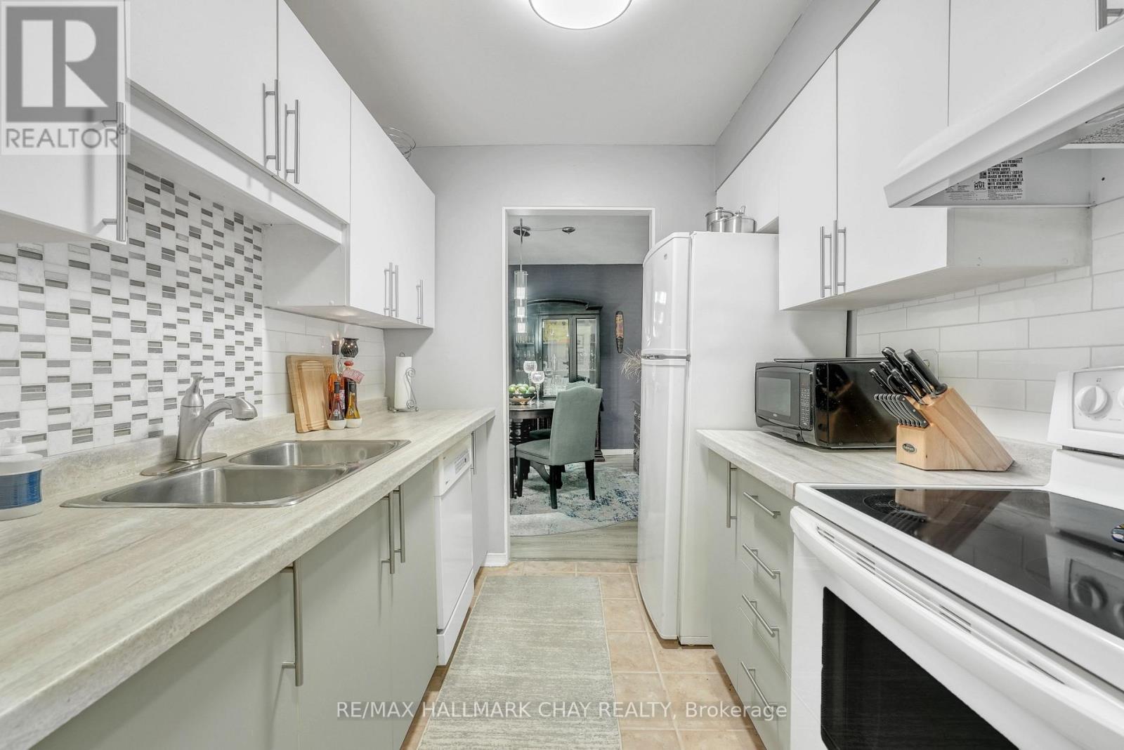 106 - 1 Quail Crescent, Barrie (Ardagh), Ontario  L4N 6W9 - Photo 16 - S12250850