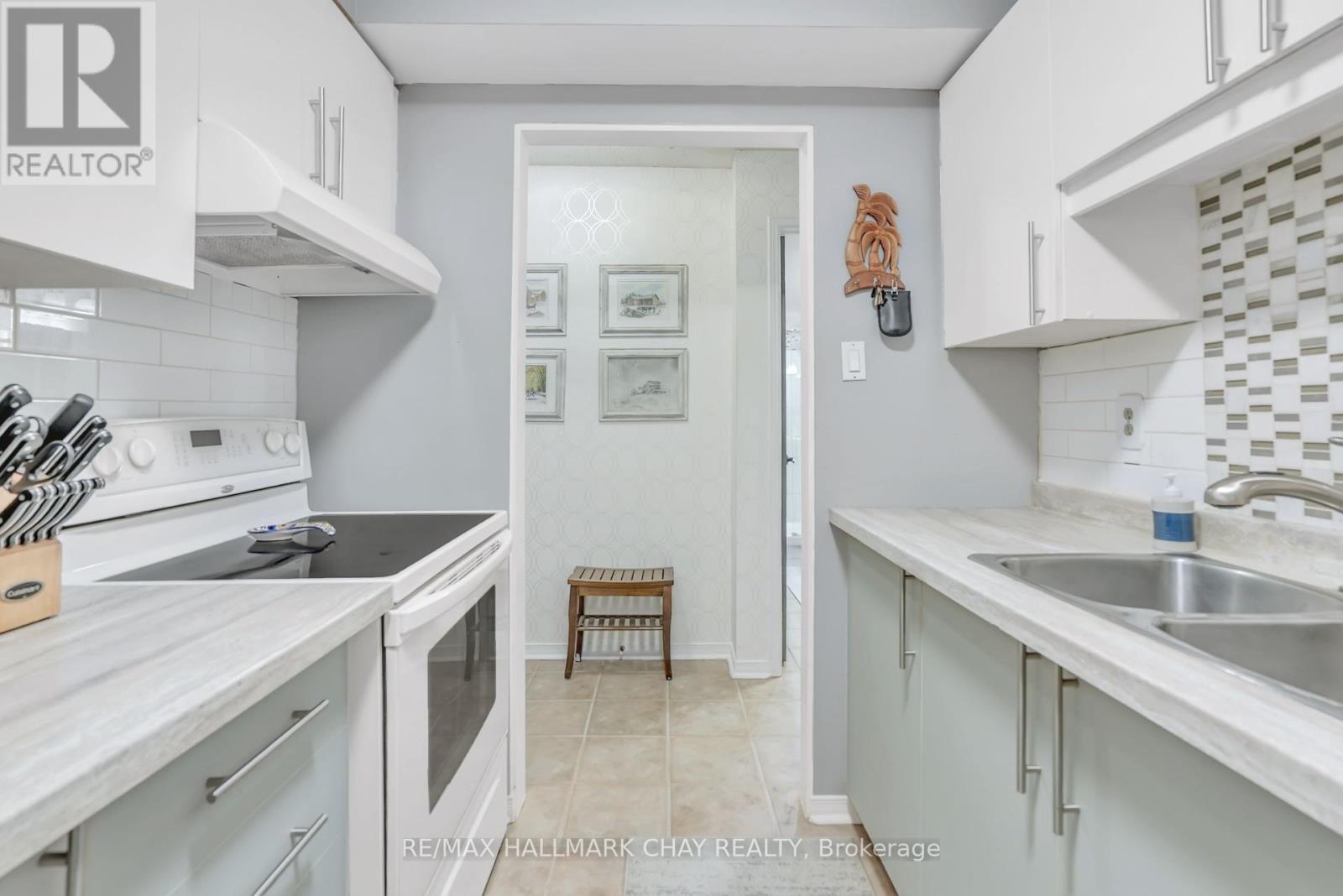 106 - 1 Quail Crescent, Barrie (Ardagh), Ontario  L4N 6W9 - Photo 18 - S12250850