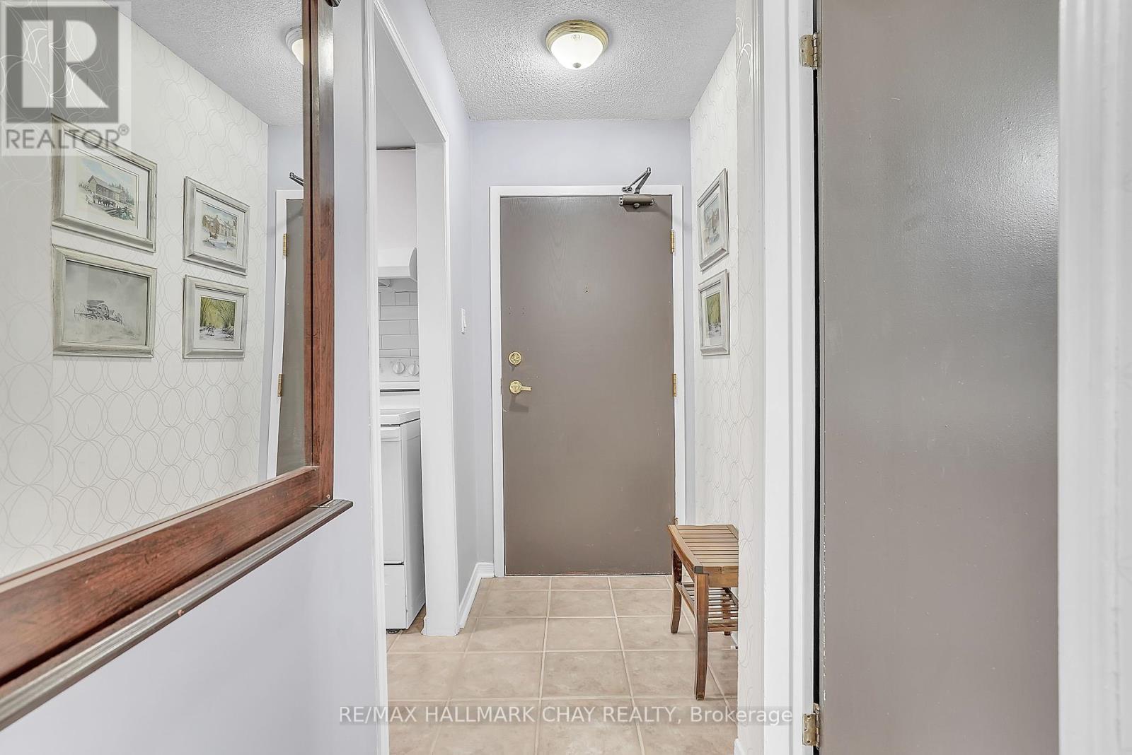 Property at 106 - 1 QUAIL CRESCENT image 4