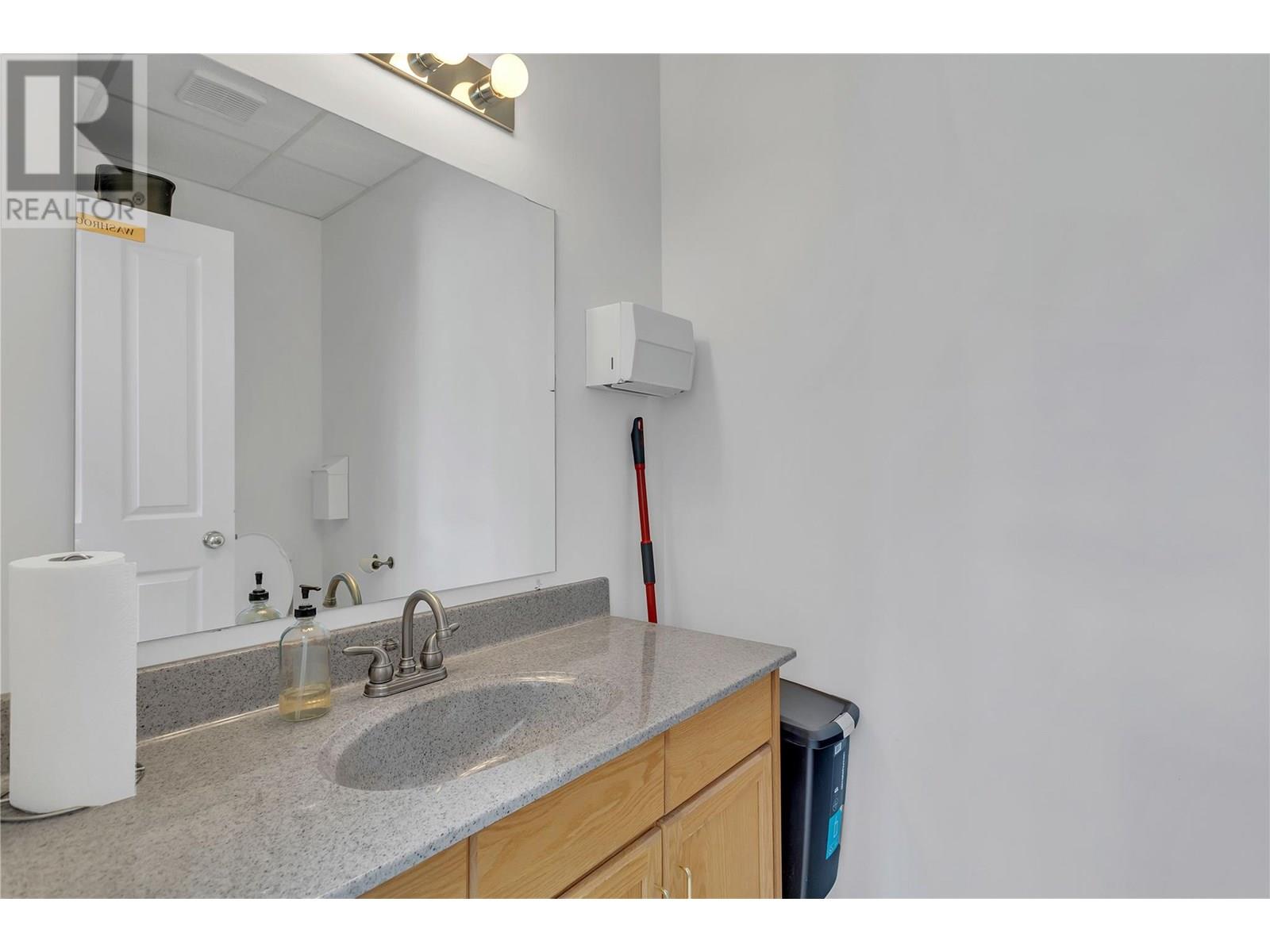 13201 Victoria Road, Summerland, British Columbia  V0H 1Z0 - Photo 13 - 10354066