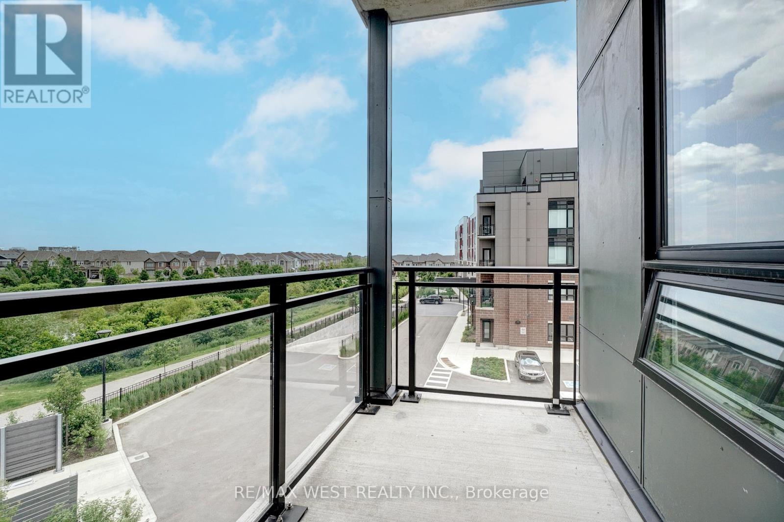 302 - 3285 Carding Mill Trail, Oakville, Ontario  L6M 1S1 - Photo 11 - W12250865