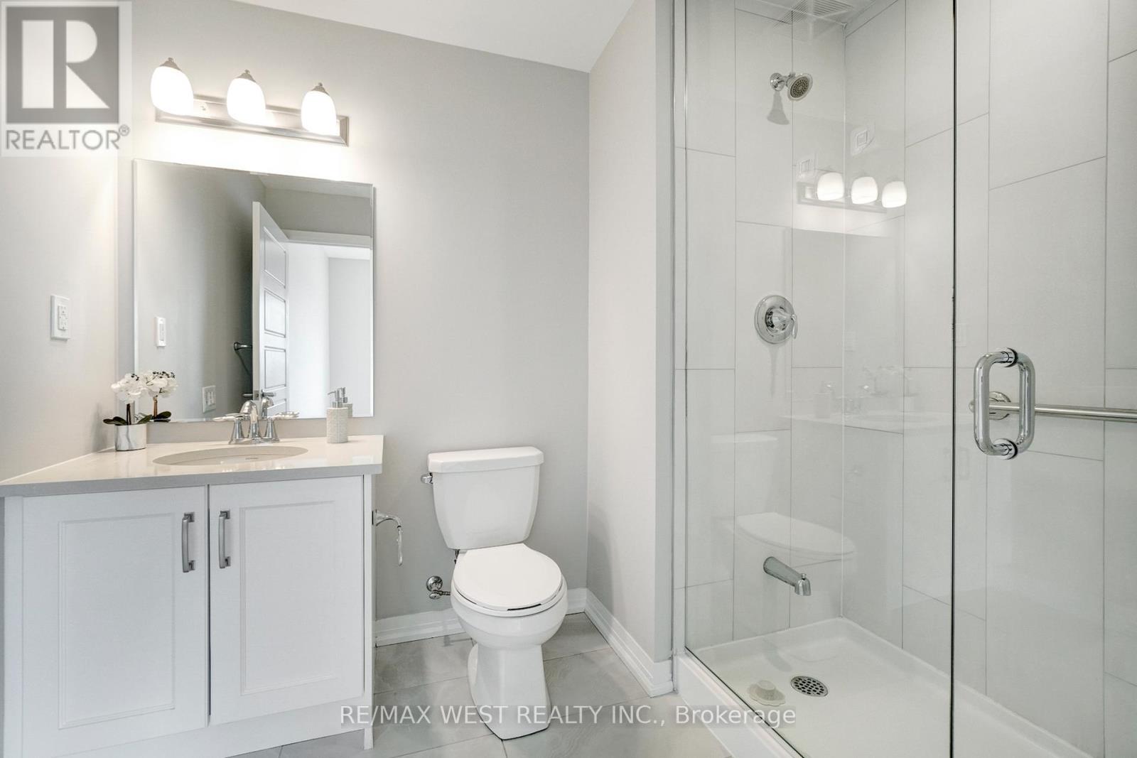 302 - 3285 Carding Mill Trail, Oakville, Ontario  L6M 1S1 - Photo 8 - W12250865