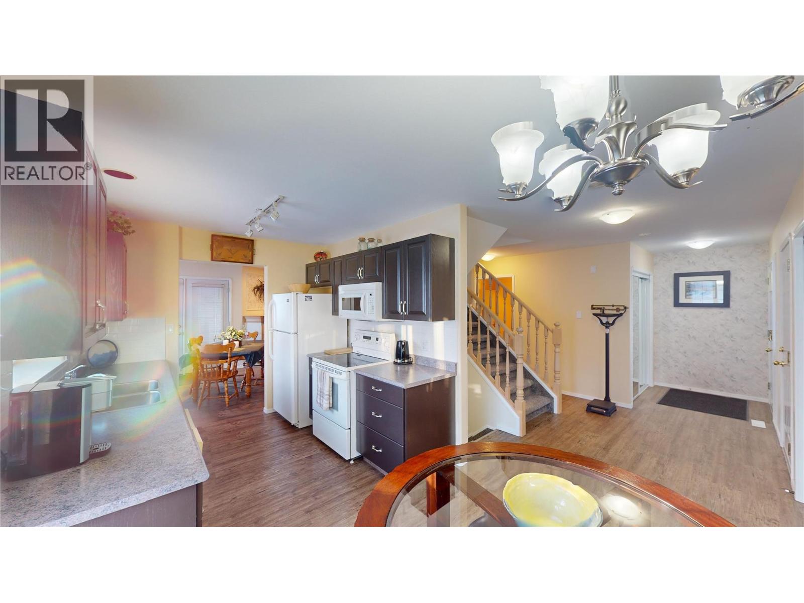 617 27th Avenue S Unit# 22, Cranbrook, British Columbia V1C 6L1 - Photo 6 - 10331604