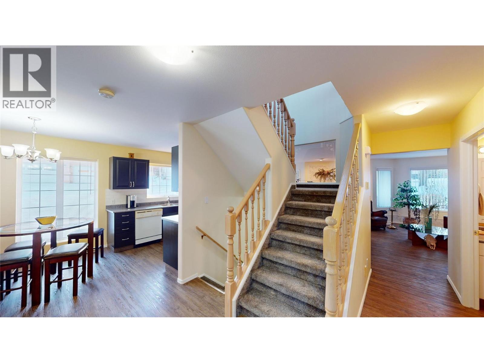 617 27th Avenue S Unit# 22, Cranbrook, British Columbia V1C 6L1 - Photo 4 - 10331604