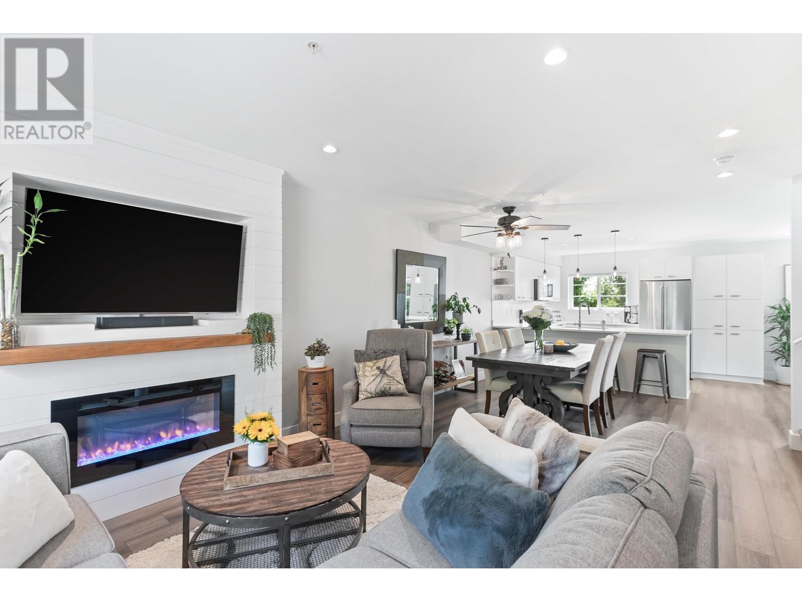 Property at 69 23651 132 AVENUE image 1