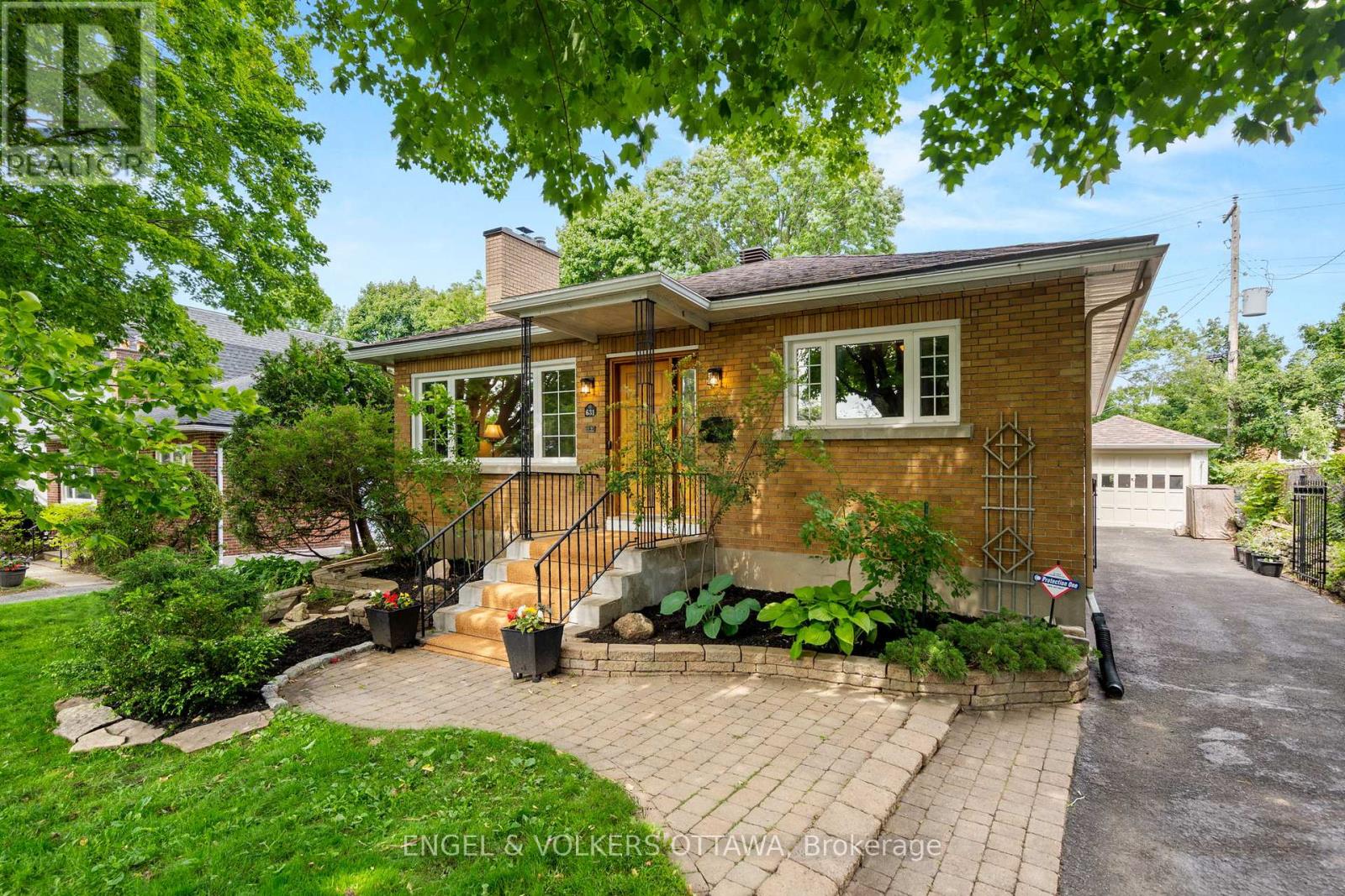 Property at 631 ROWANWOOD AVENUE image 1