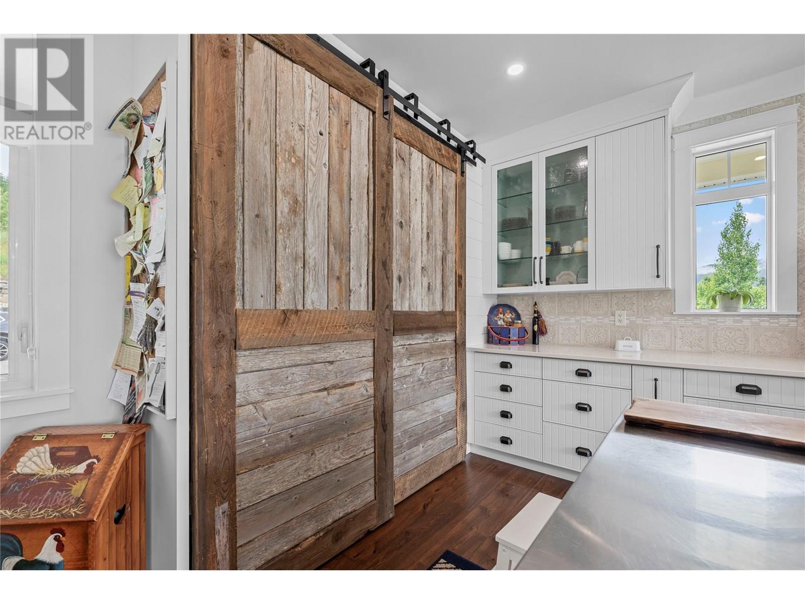 3828 Parri Road, Sorrento, British Columbia  V0E 2W1 - Photo 20 - 10354124