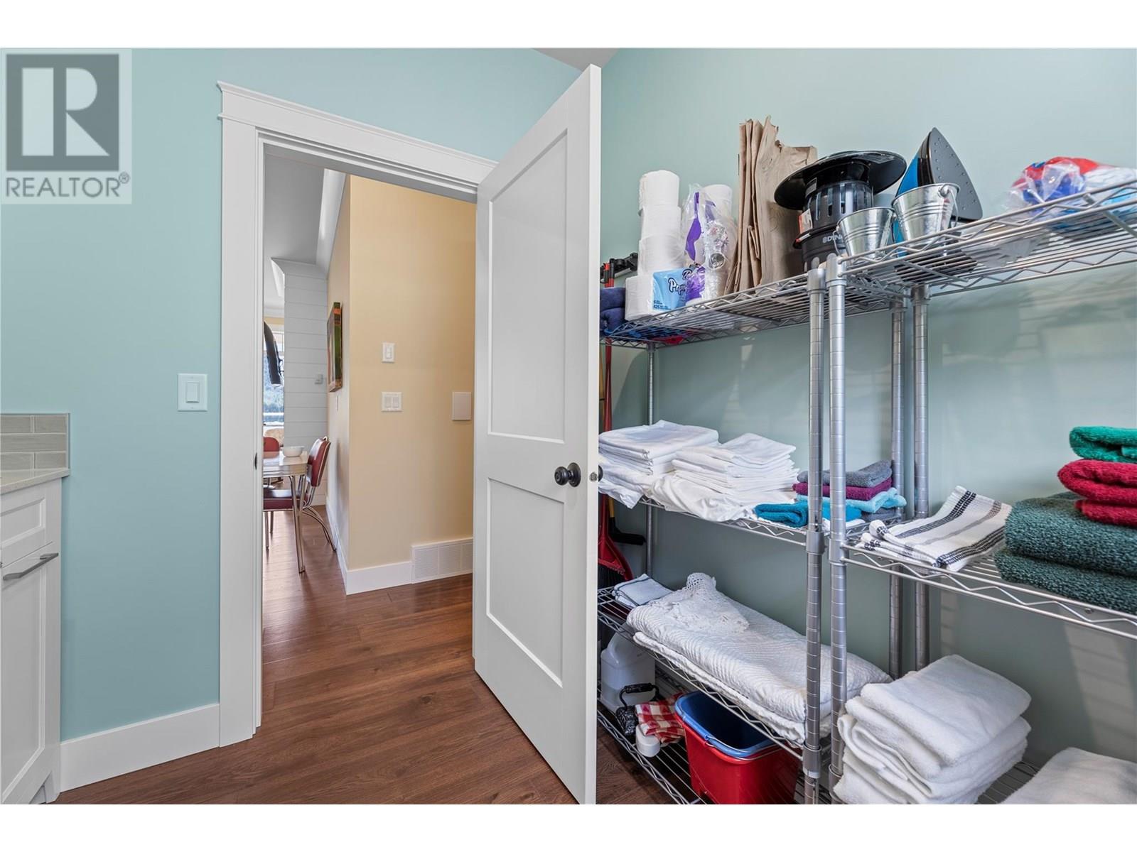 3828 Parri Road, Sorrento, British Columbia  V0E 2W1 - Photo 46 - 10354124