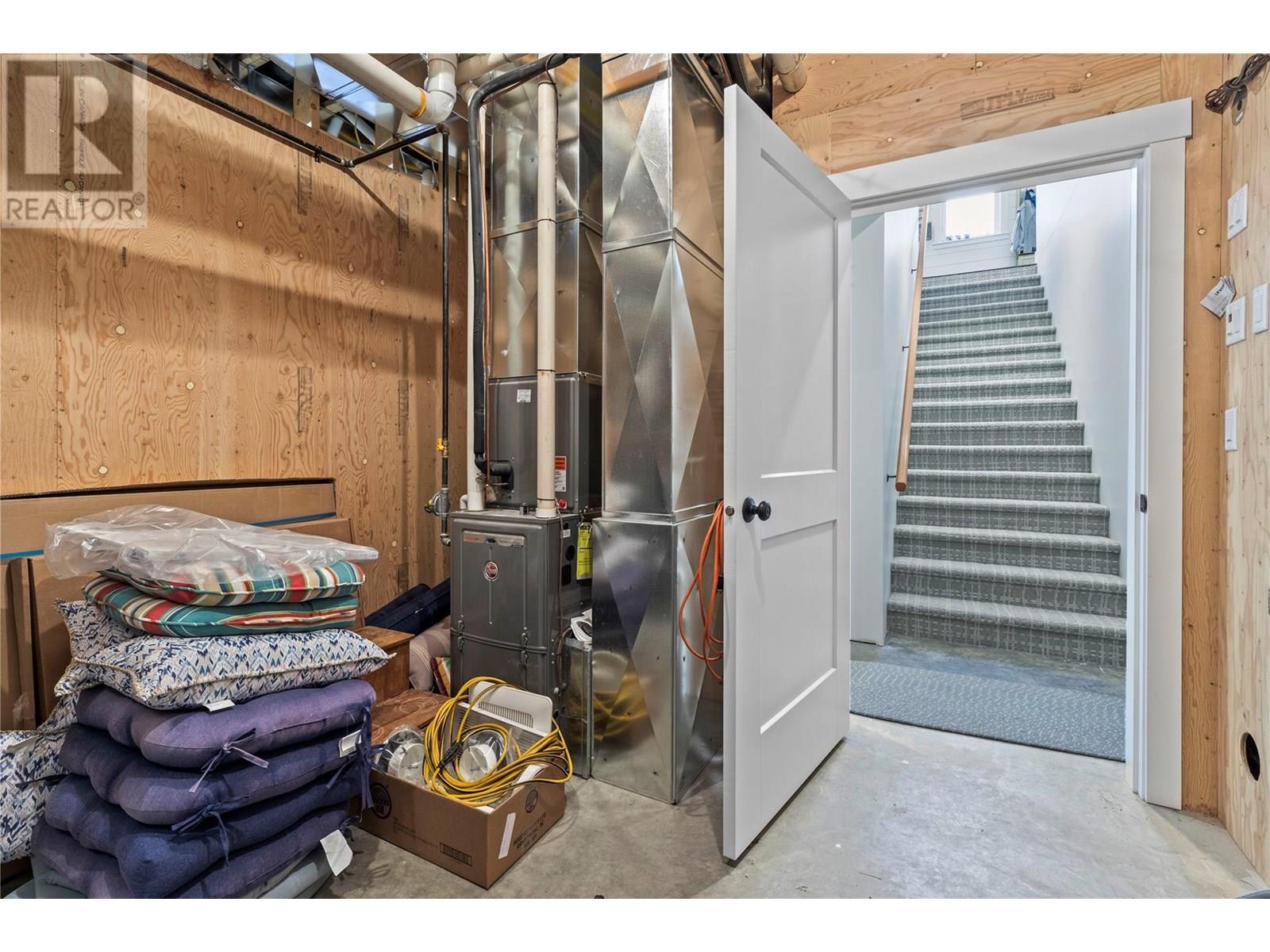 3828 Parri Road, Sorrento, British Columbia  V0E 2W1 - Photo 76 - 10354124