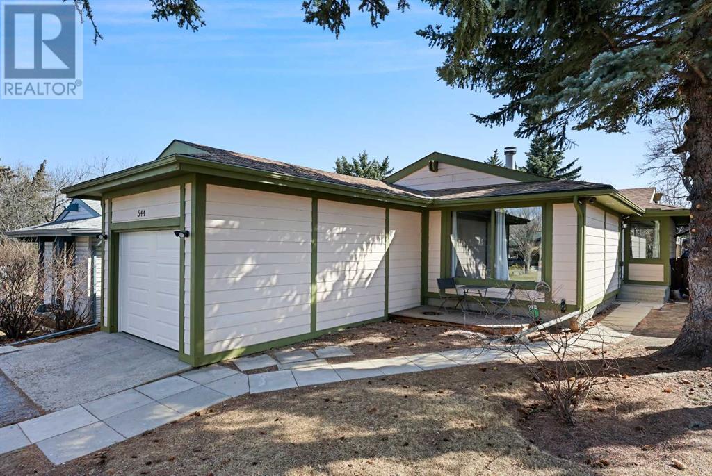 Property at 544 Ranchview Court NW image 2