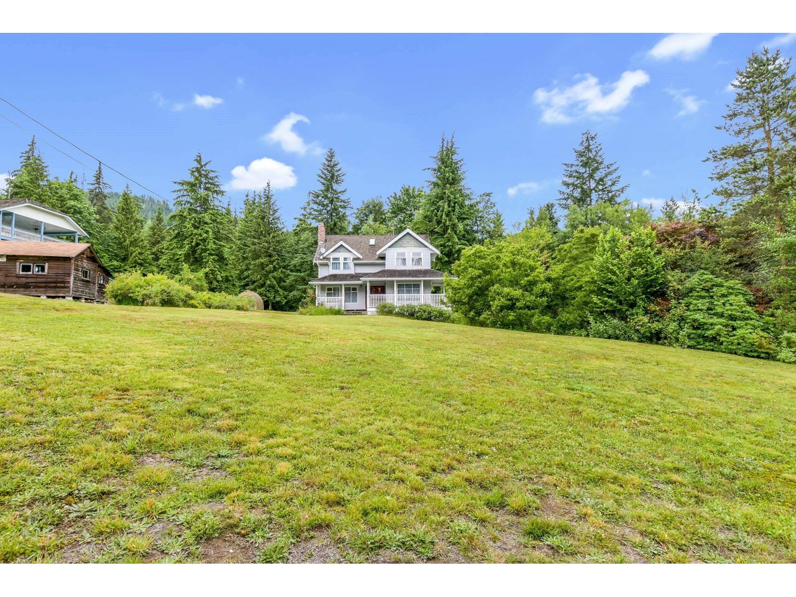 Property at 33845 RICHARDS AVENUE image 2