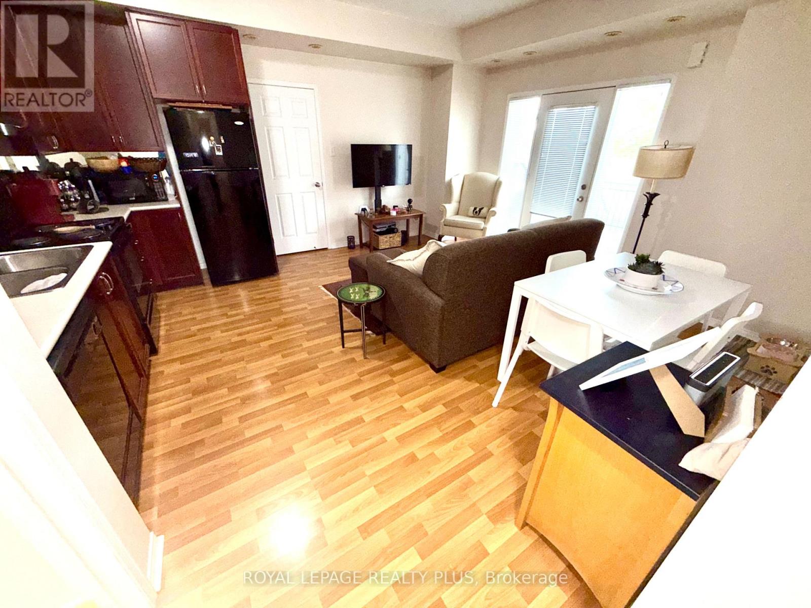 Property at 5 - 3015 DESTINATION DRIVE image 3