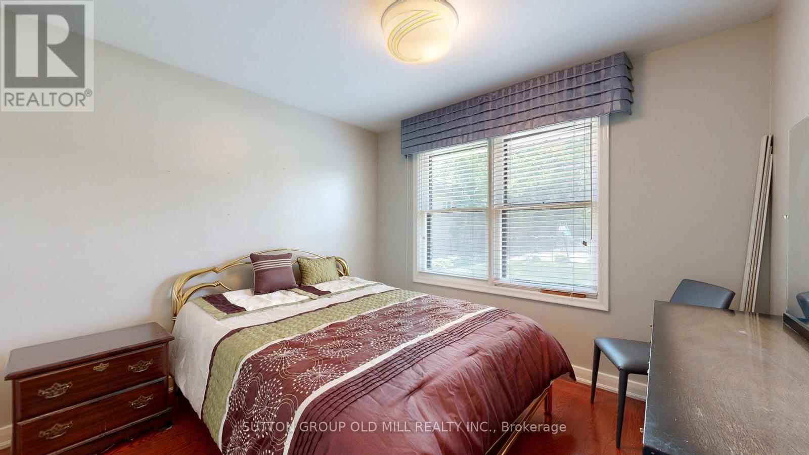 9 Westmount Park Road, Toronto, Ontario  M9P 1R4 - Photo 16 - W12250956
