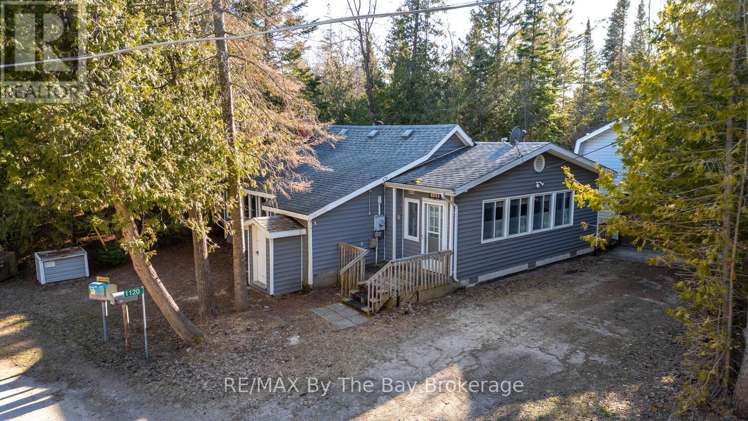 1120 King Edward Avenue, South Bruce Peninsula, Ontario  N0H 2G0 - Photo 30 - X12251015