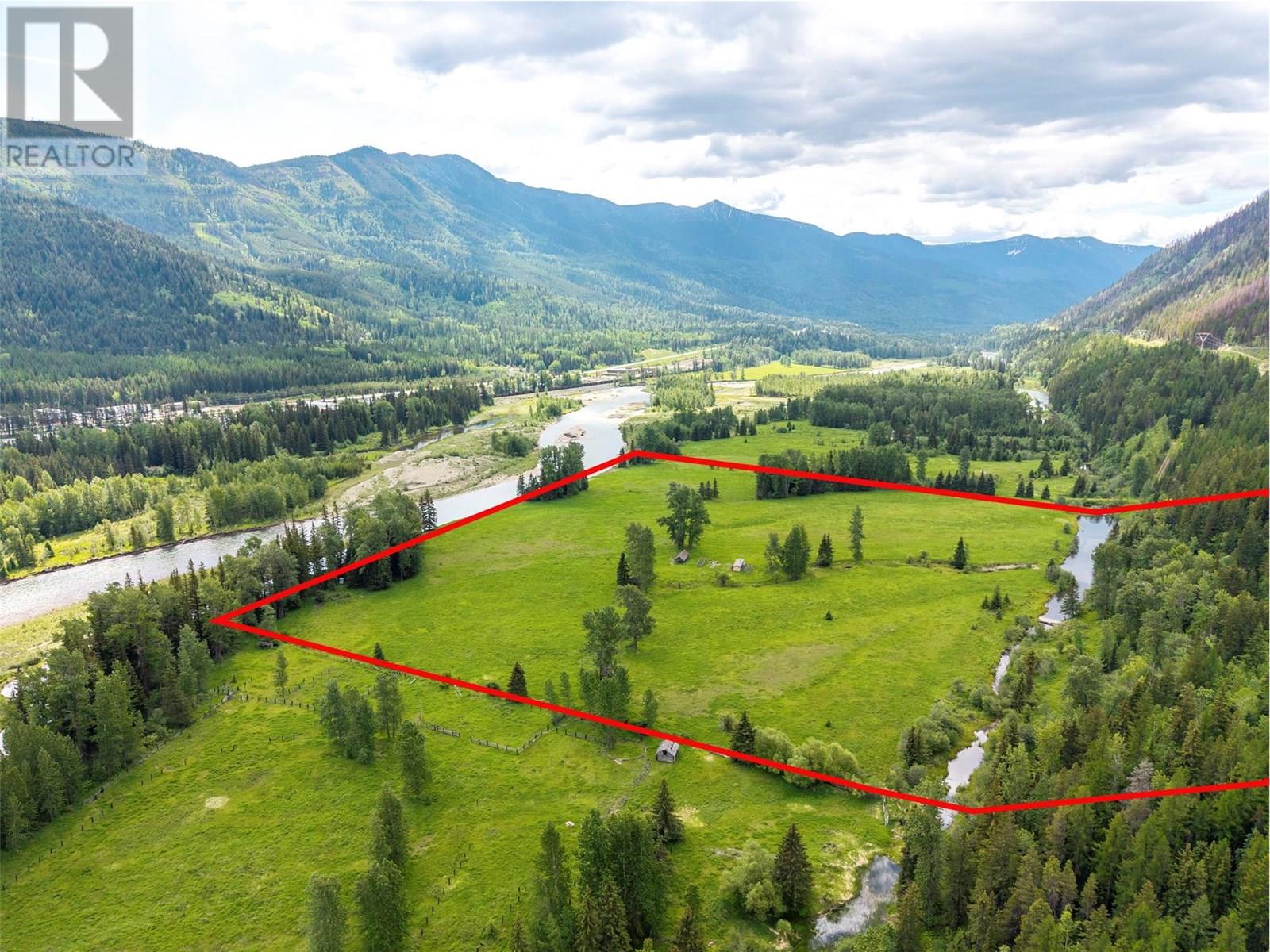 1280 Matevic Road, Sparwood, British Columbia  V0B 2G1 - Photo 4 - 10351664