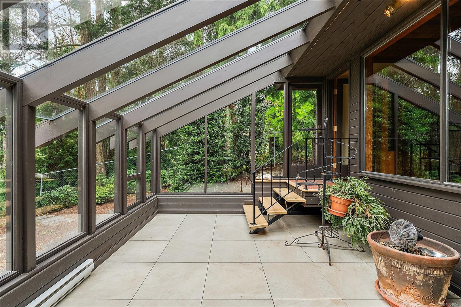 Property at 2268 Tryon Rd image 4