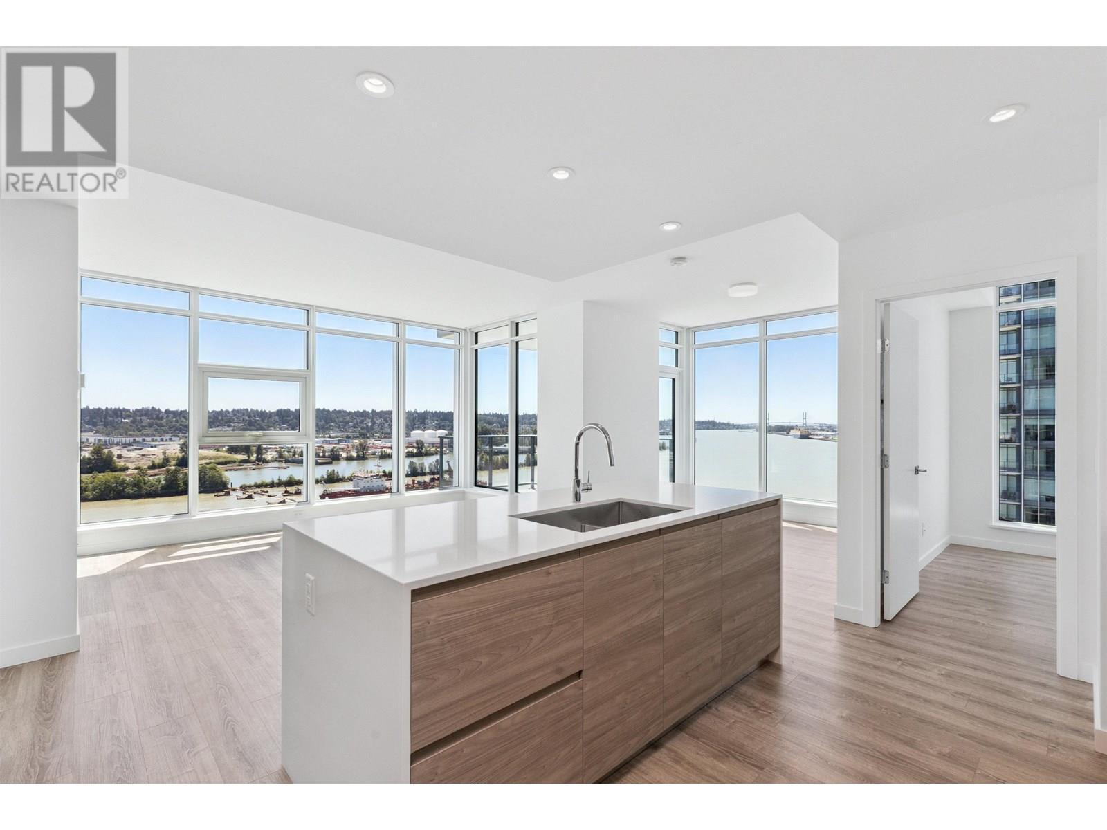 1307 660 QUAYSIDE DRIVE, new westminster, British Columbia V3M0P1