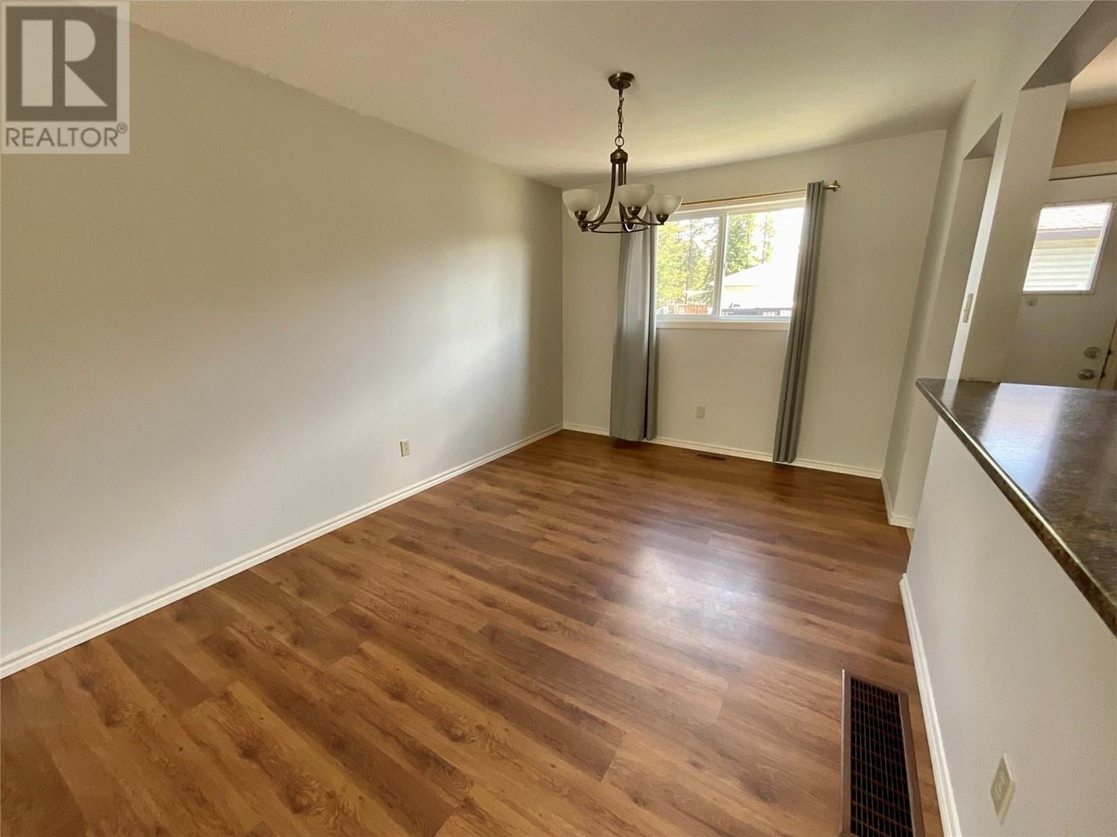 Property at 103 Hambrook Lane image 5