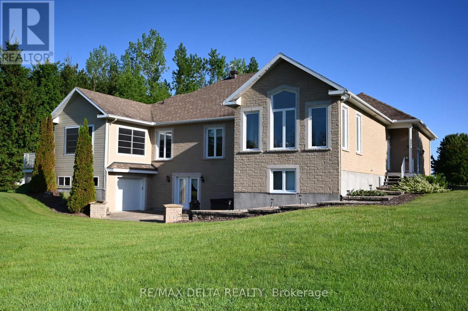 1281 650 Route, The Nation, Ontario  K0A 1M0 - Photo 44 - X12251079