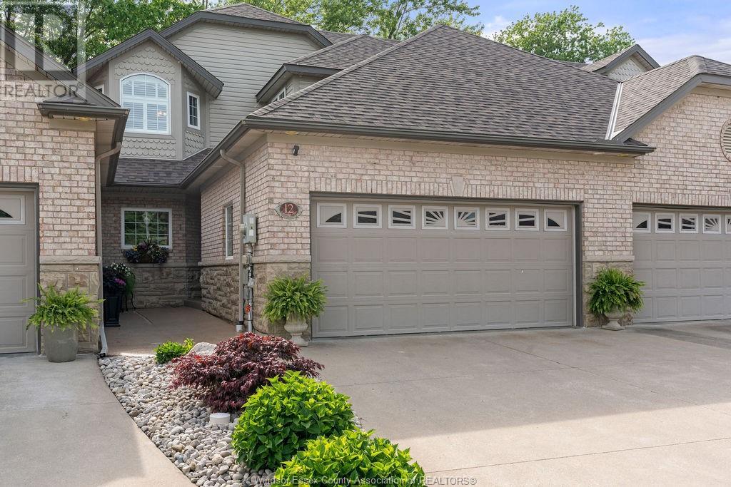MLS# 25016346: 12 LAKESIDE CR, Kingsville, Canada