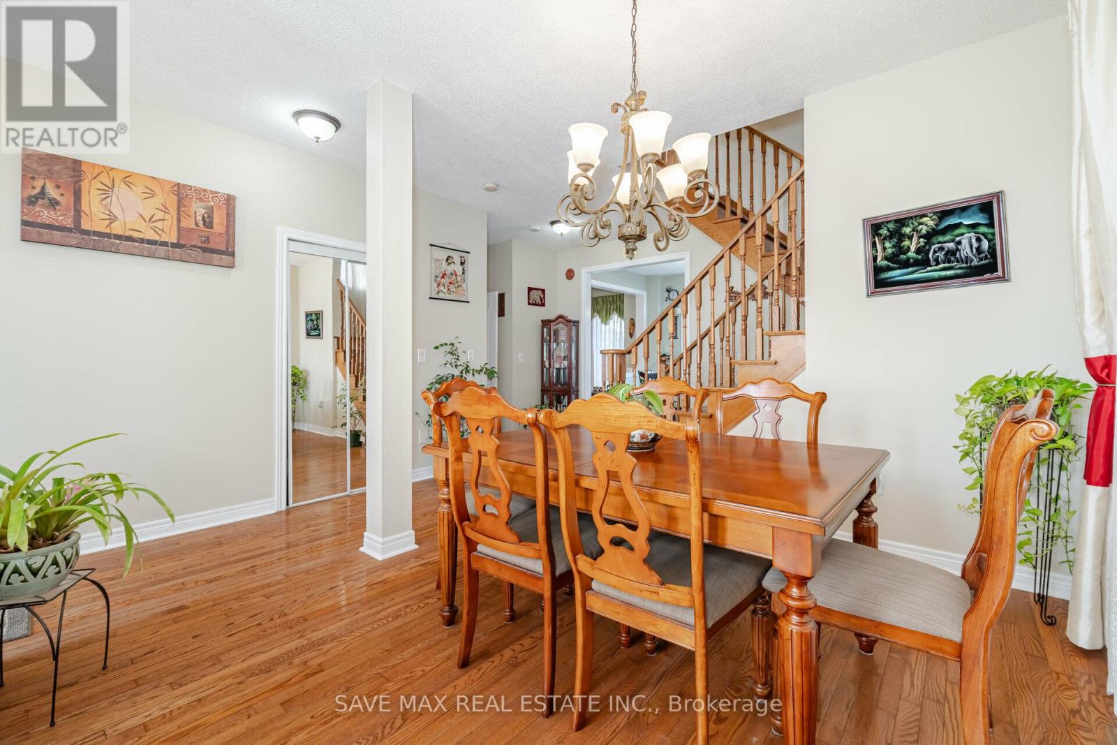 5669 Freshwater Drive, Mississauga, Ontario  L5M 7G1 - Photo 11 - W12251081