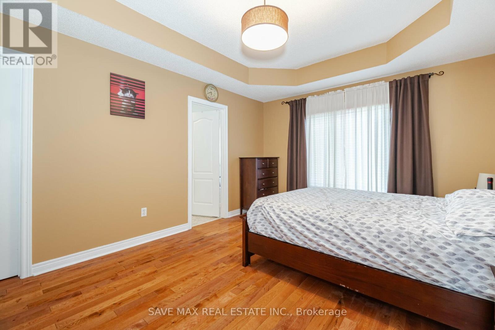 5669 Freshwater Drive, Mississauga, Ontario  L5M 7G1 - Photo 23 - W12251081