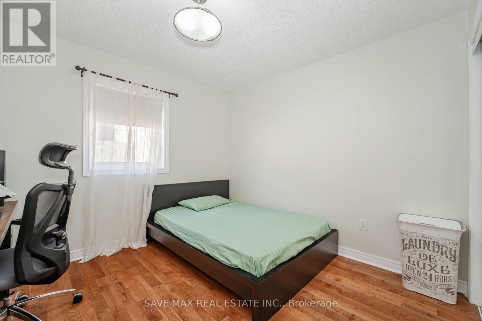 5669 Freshwater Drive, Mississauga, Ontario  L5M 7G1 - Photo 29 - W12251081