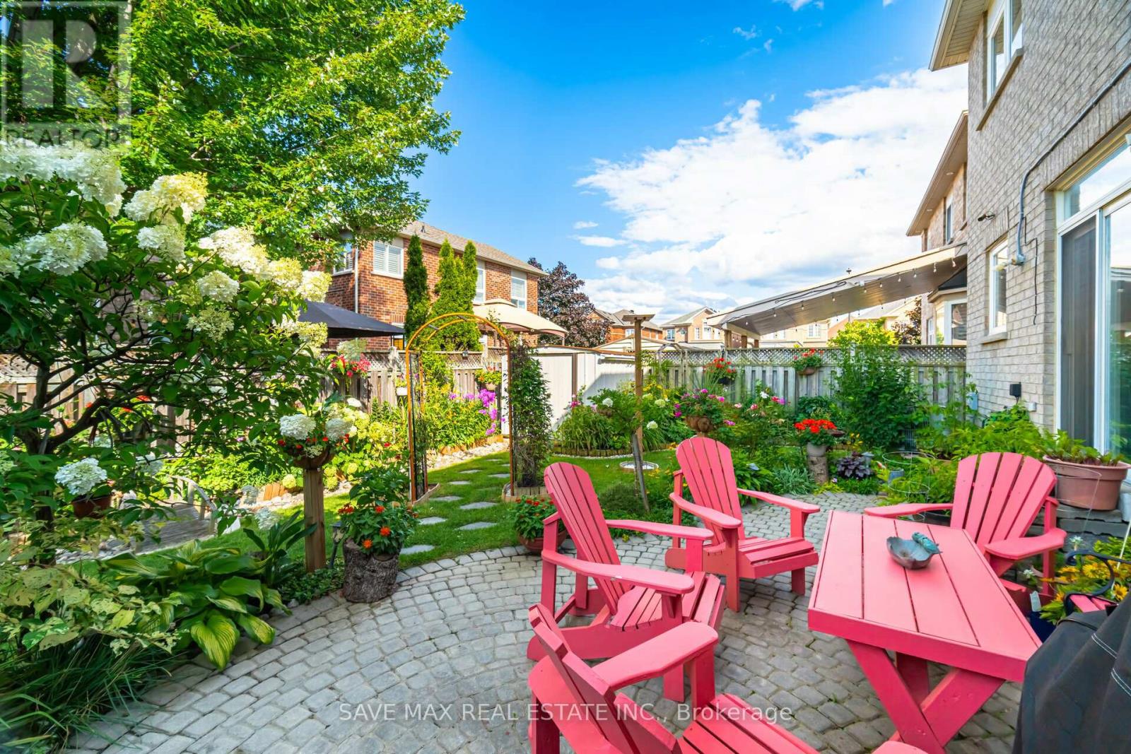 5669 Freshwater Drive, Mississauga, Ontario  L5M 7G1 - Photo 42 - W12251081