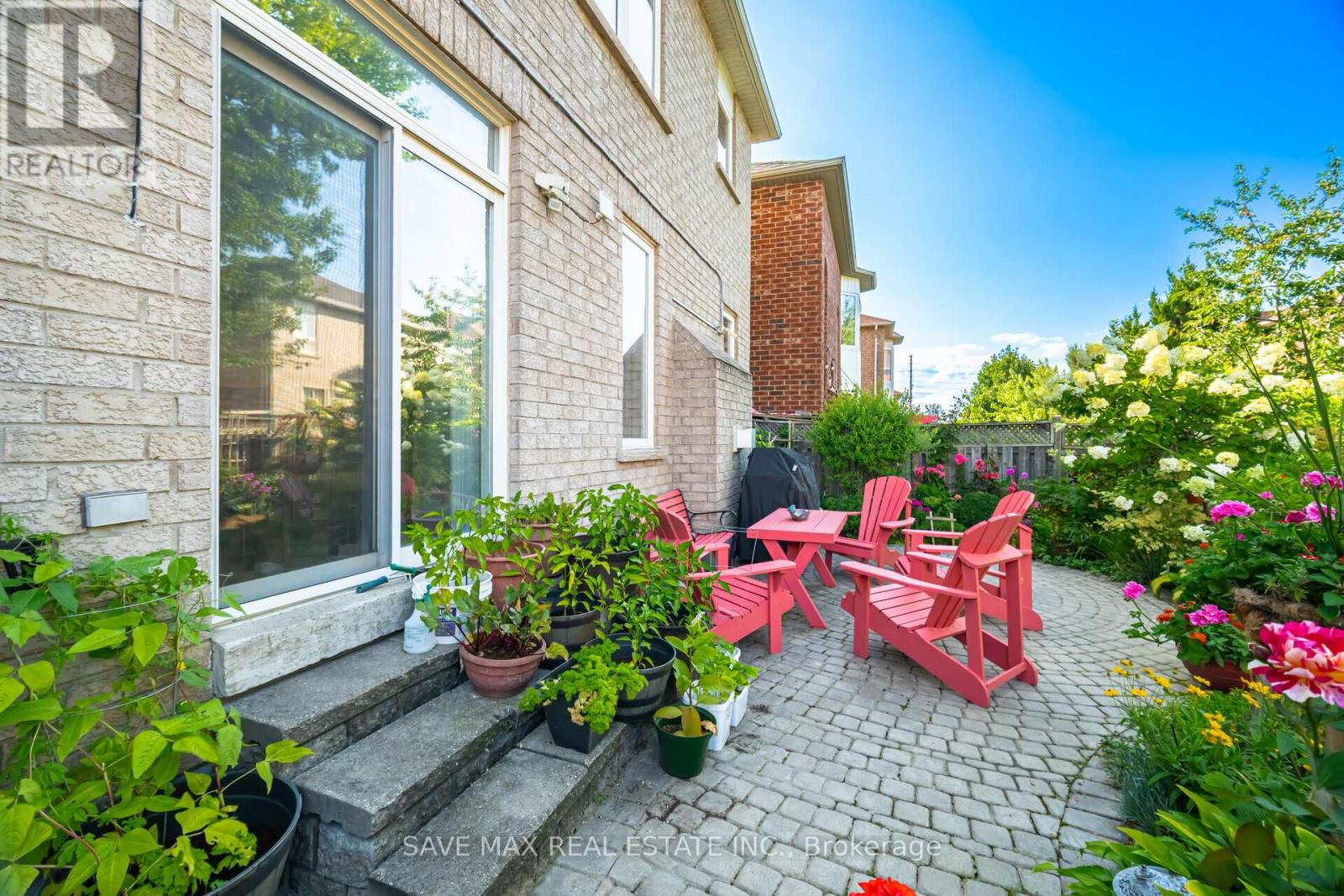 5669 Freshwater Drive, Mississauga, Ontario  L5M 7G1 - Photo 43 - W12251081