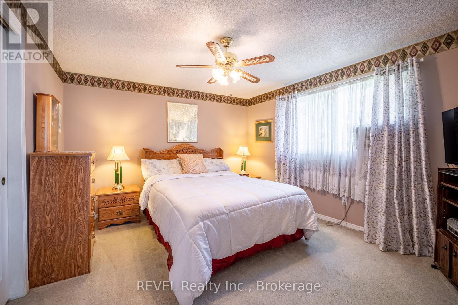 37 Manchester Avenue, St. Catharines, Ontario  L2R 1N9 - Photo 16 - X12251119