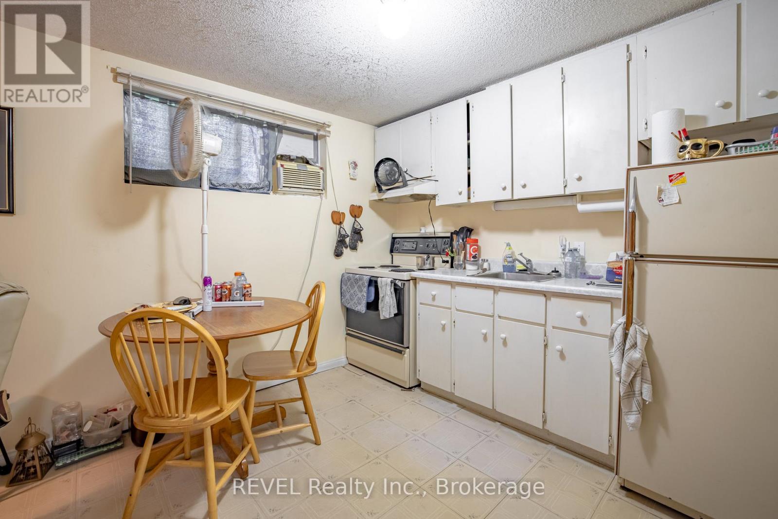37 Manchester Avenue, St. Catharines, Ontario  L2R 1N9 - Photo 20 - X12251119