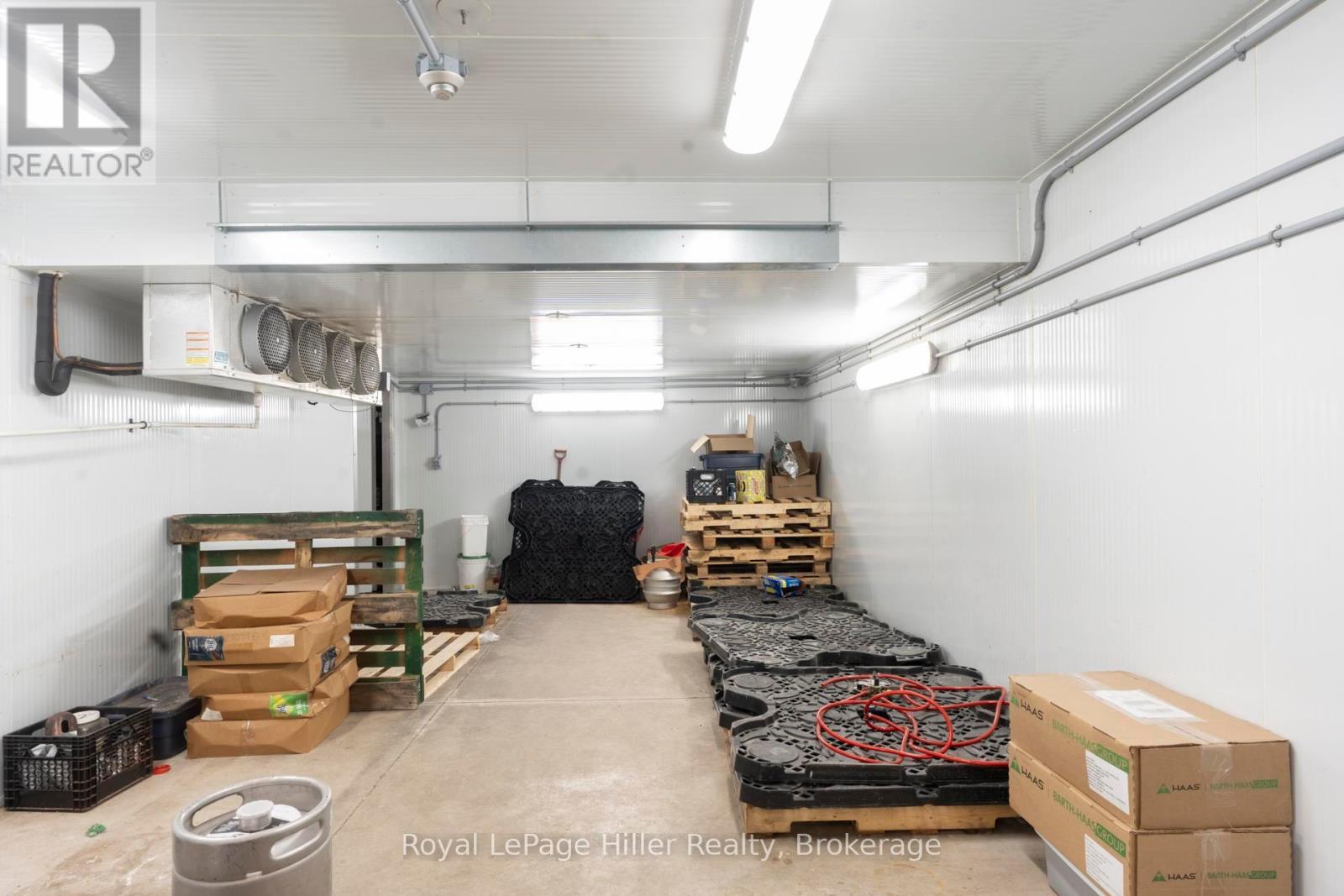 21 Market Place, Stratford, Ontario N5A 1A4 - Photo 11 - X12251141