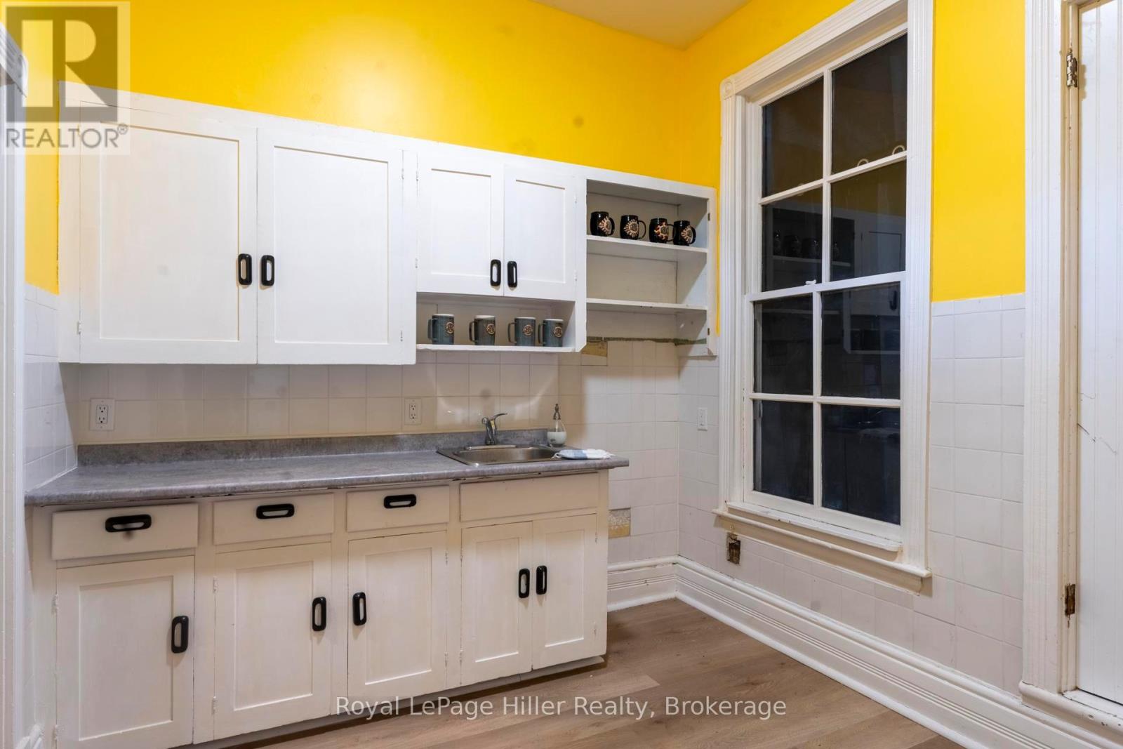 21 Market Place, Stratford, Ontario N5A 1A4 - Photo 24 - X12251141