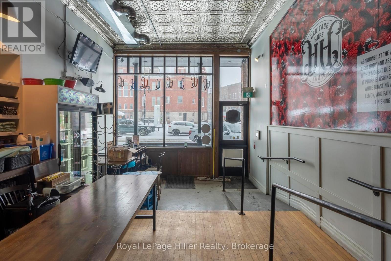 21 Market Place, Stratford, Ontario N5A 1A4 - Photo 8 - X12251141