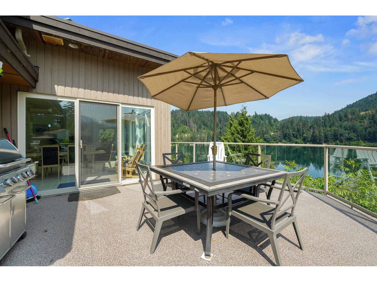 21313 Lakeview Crescent, Kawkawa Lake, Hope, British Columbia V0X 1L1 - Photo 13 - R3020807