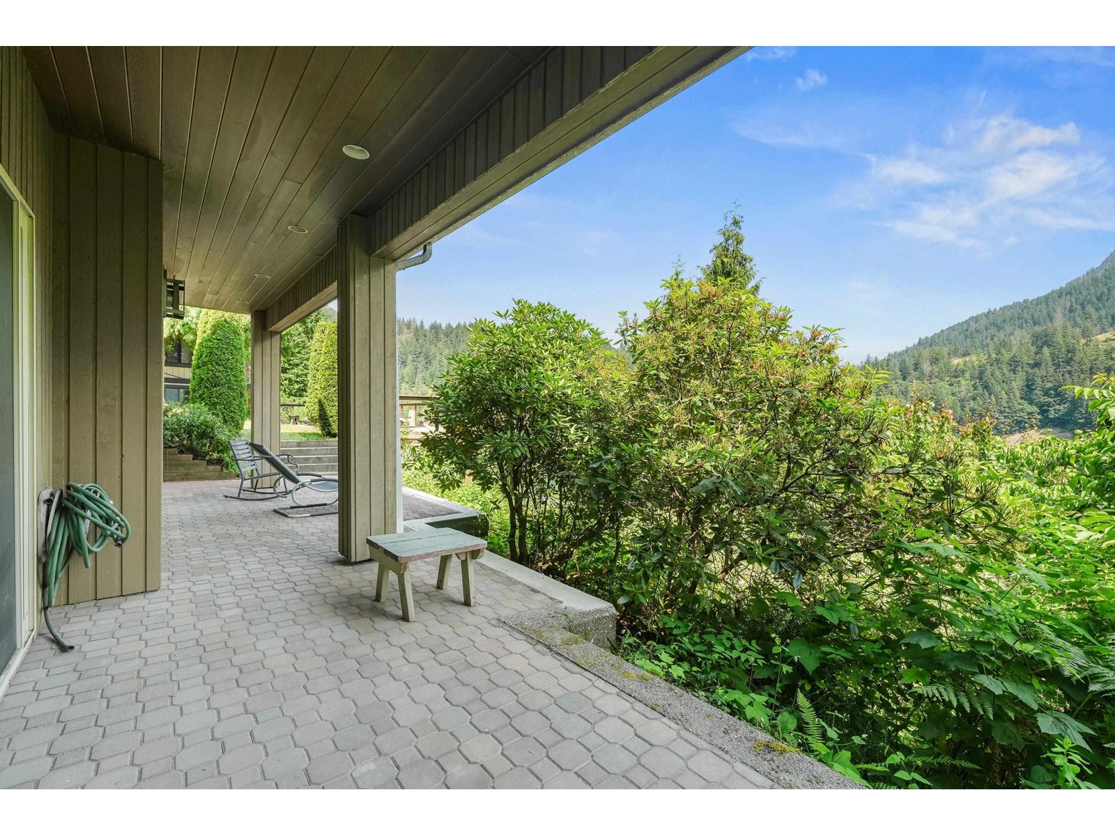 21313 Lakeview Crescent, Kawkawa Lake, Hope, British Columbia V0X 1L1 - Photo 14 - R3020807