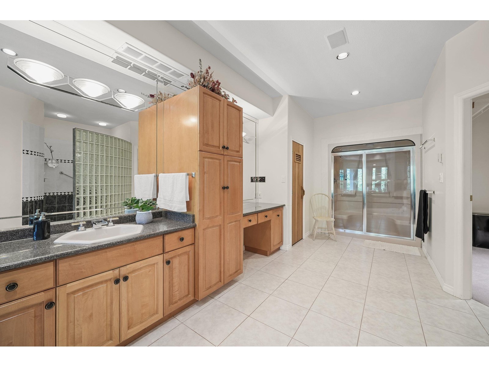 21313 Lakeview Crescent, Kawkawa Lake, Hope, British Columbia V0X 1L1 - Photo 25 - R3020807