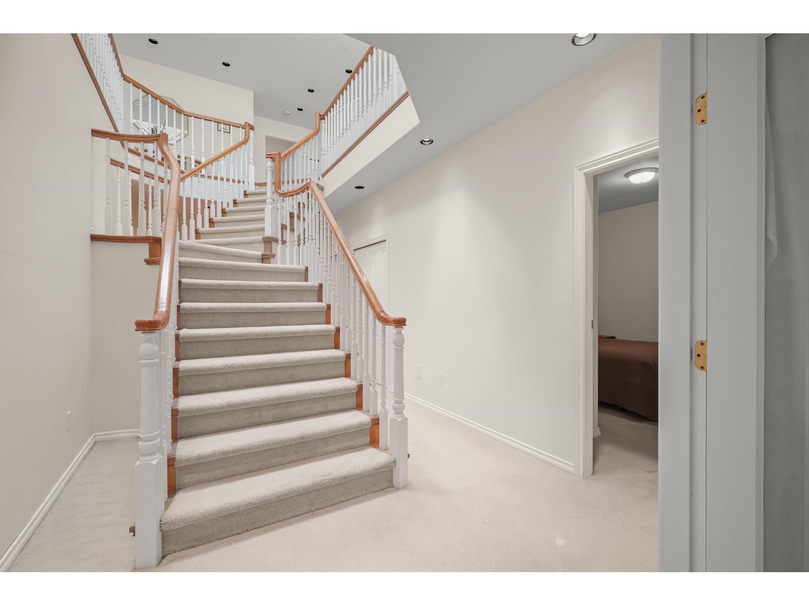 21313 Lakeview Crescent, Kawkawa Lake, Hope, British Columbia V0X 1L1 - Photo 31 - R3020807