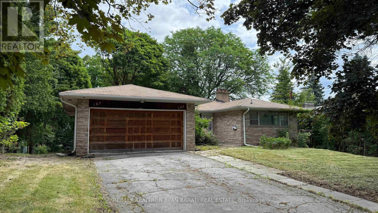 107 Burbank Drive, Toronto, Ontario  M2K 1N6 - Photo 9 - C12249714