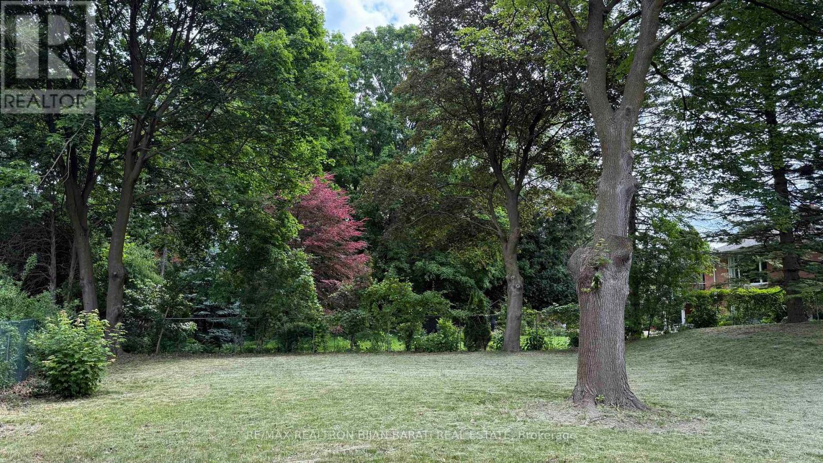 Property at 107 BURBANK DRIVE image 4
