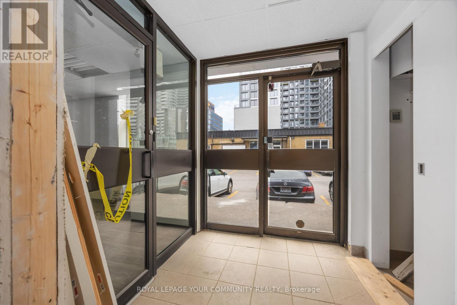 Unit B - 178 Queens Quay E, Toronto (Waterfront Communities), Ontario  M5A 1B4 - Photo 4 - C12144918