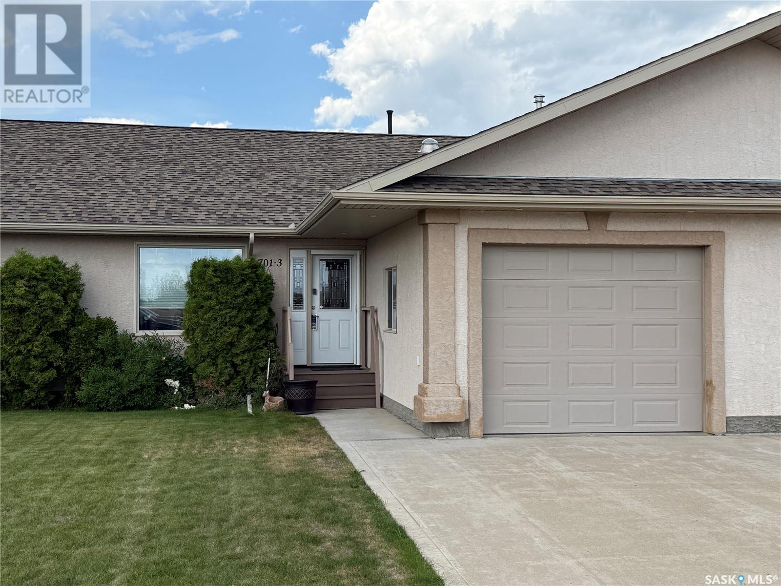 3 701 Mesa WAY, shellbrook, Saskatchewan