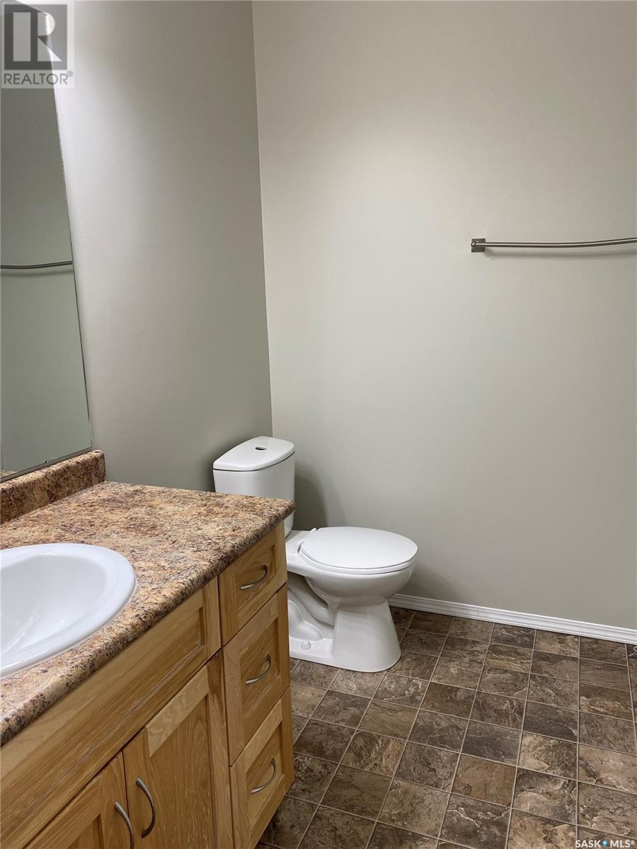 Property at 606 7th AVENUE W image 5