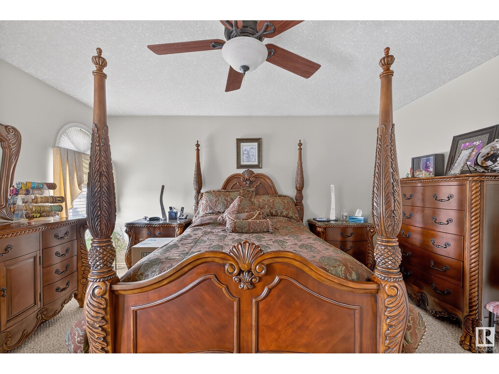 Property at 10671 180 AV NW image 1