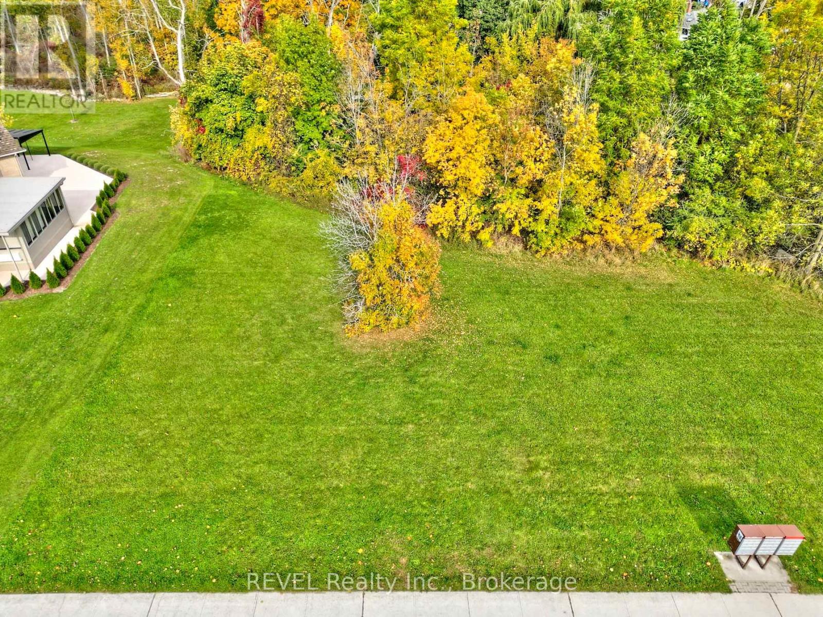 55-63 Colbeck Drive, Welland, Ontario  L3C 7B2 - Photo 5 - X12251179