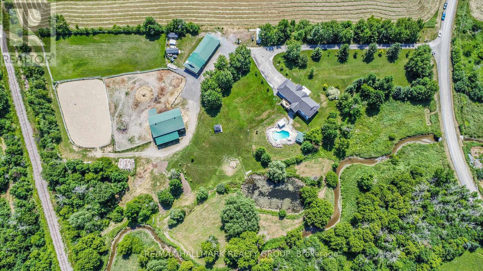 Property at 422 OLD COACH ROAD image 2