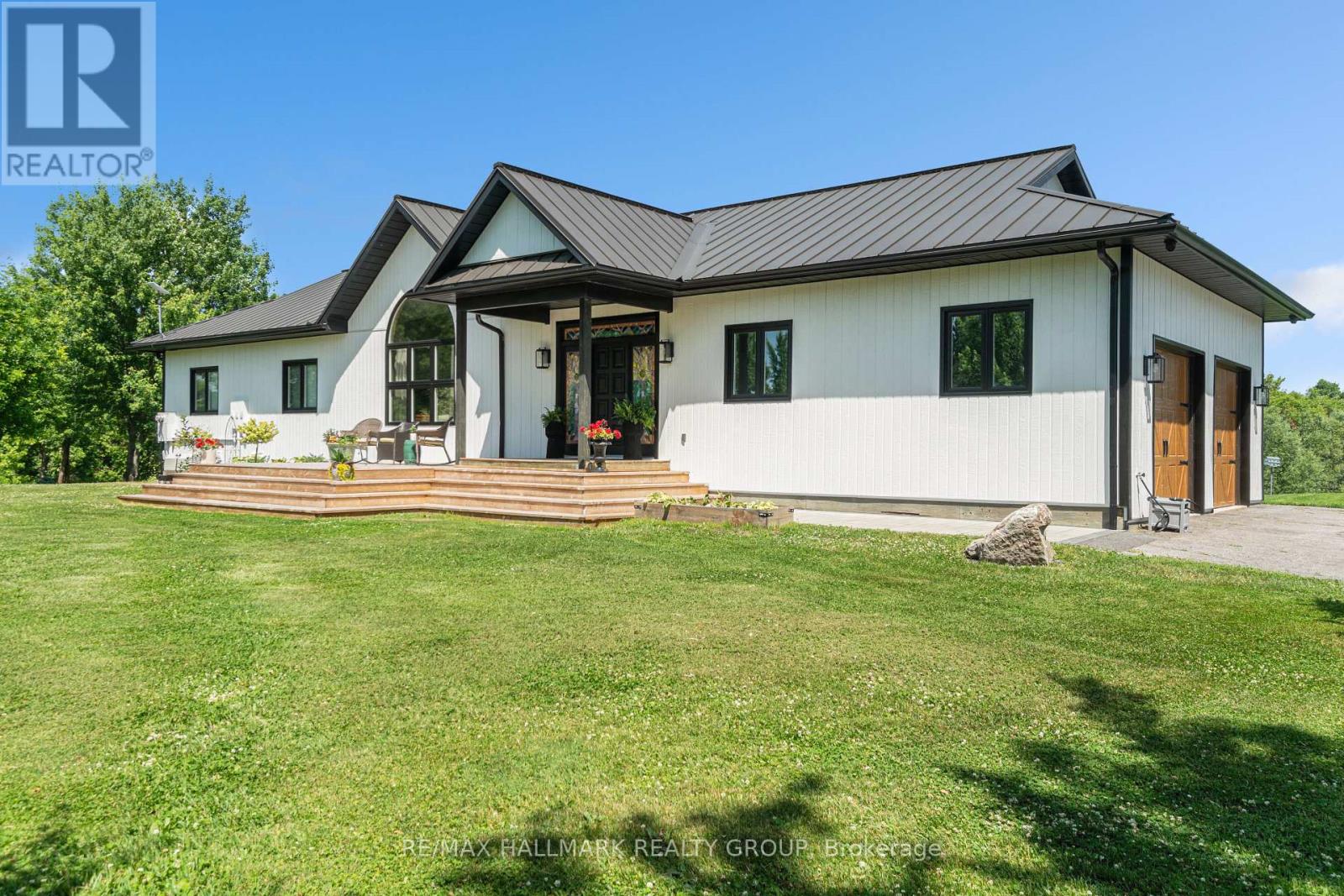 Property at 422 OLD COACH ROAD image 5