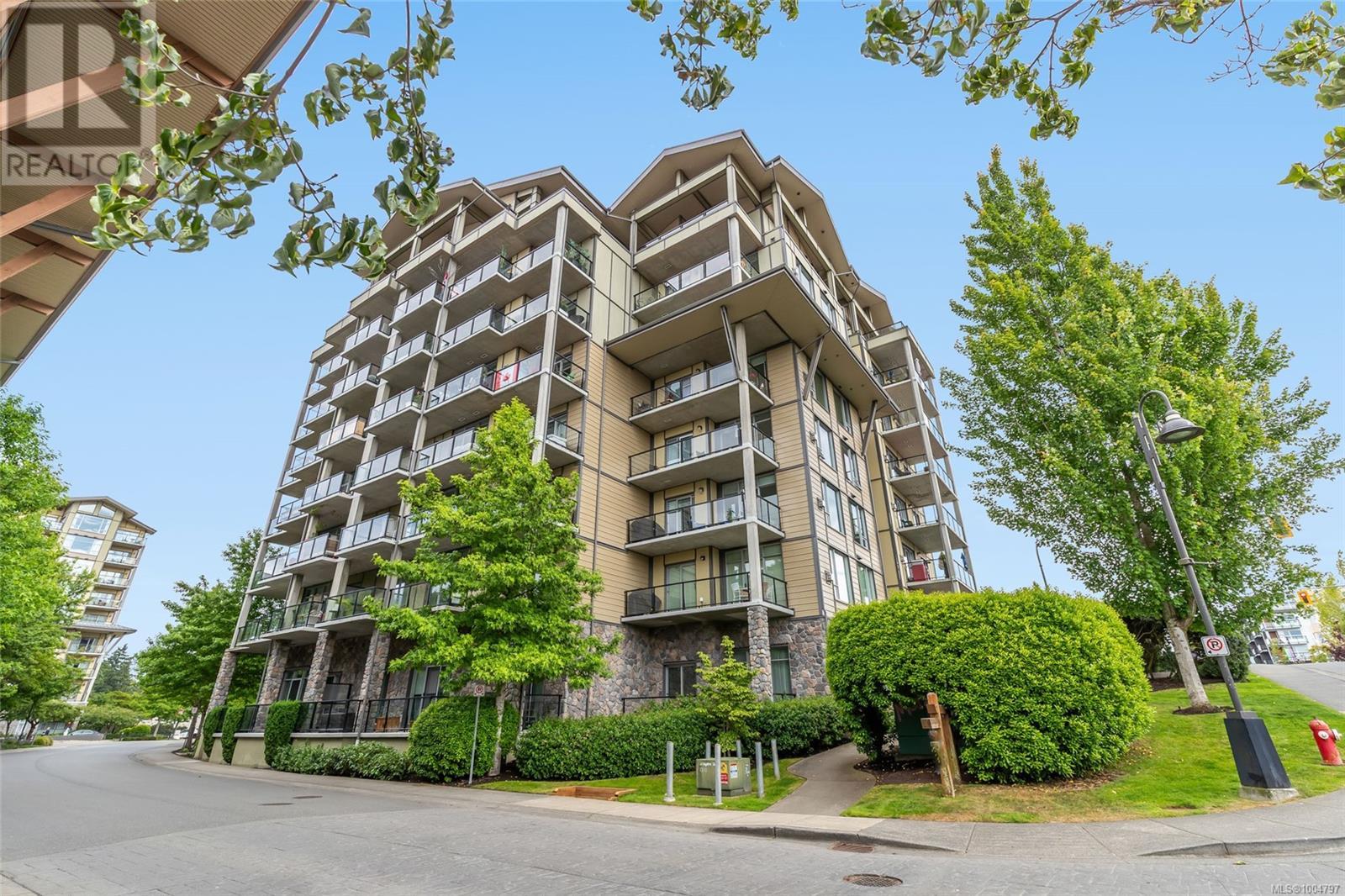 302 194 Beachside Dr, Parksville, British Columbia